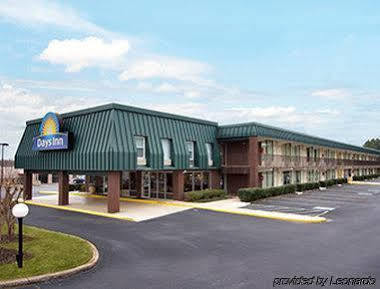 Days Inn By Wyndham Seneca-Clemson Zewnętrze zdjęcie